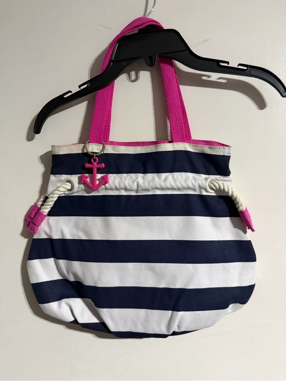 EUC Little Girls Gymboree Handbag And Crab Neon Pink Coin Wristlet Bag Set